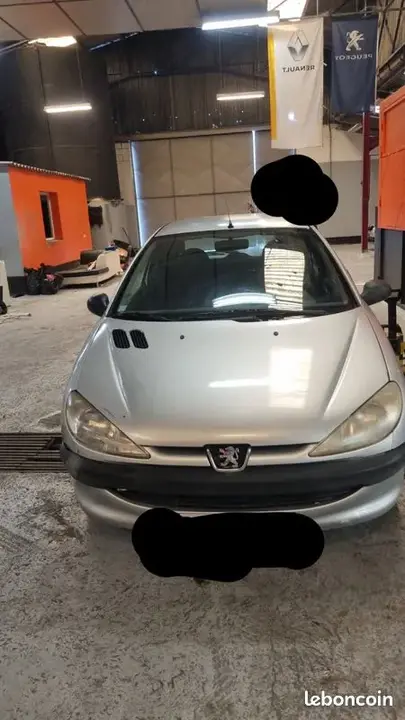 Peugeot 206