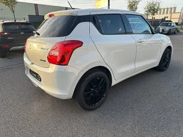 Suzuki Swift 2024 photo 2