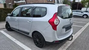 Dacia Lodgy 2015 photo 3