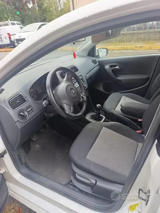 Volkswagen Polo 2013 photo 3