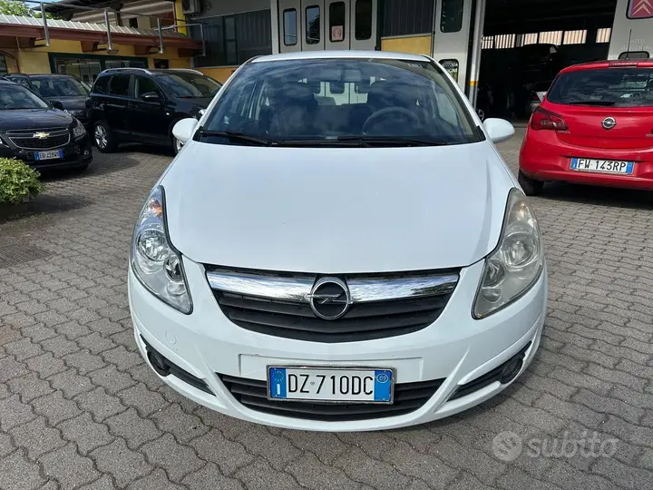 Opel Corsa 2009 photo 2