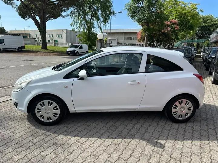 Opel Corsa 2009 photo 5