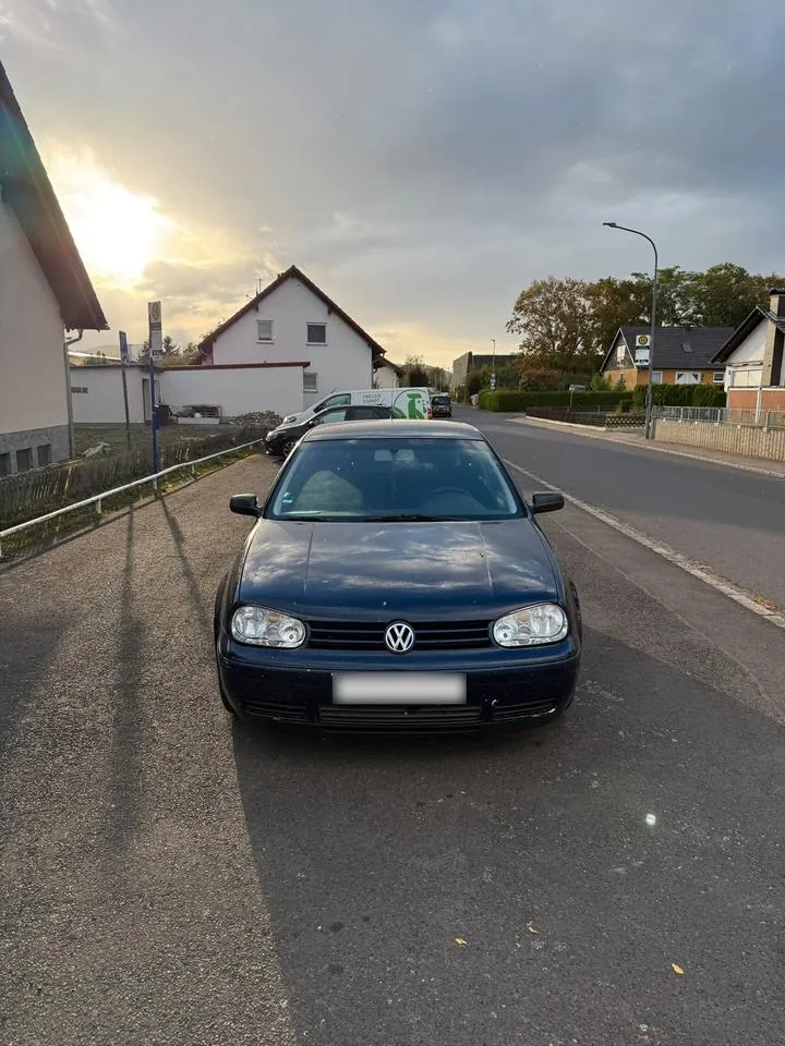 Volkswagen Golf 4