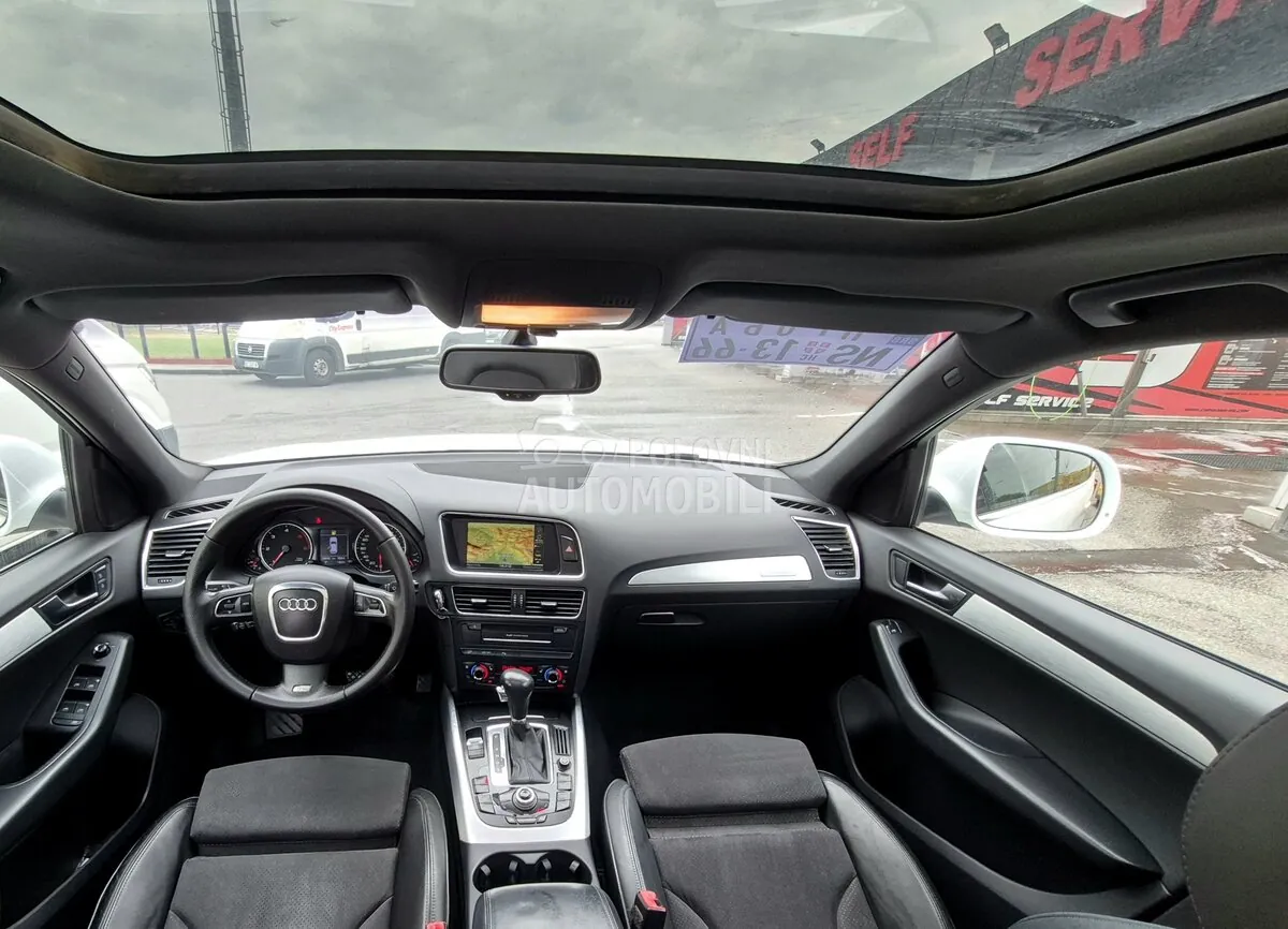 Audi Q5 2010 photo 3