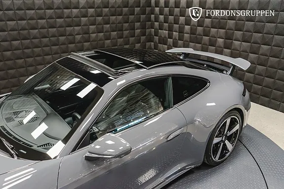 Porsche 911 2025 photo 3