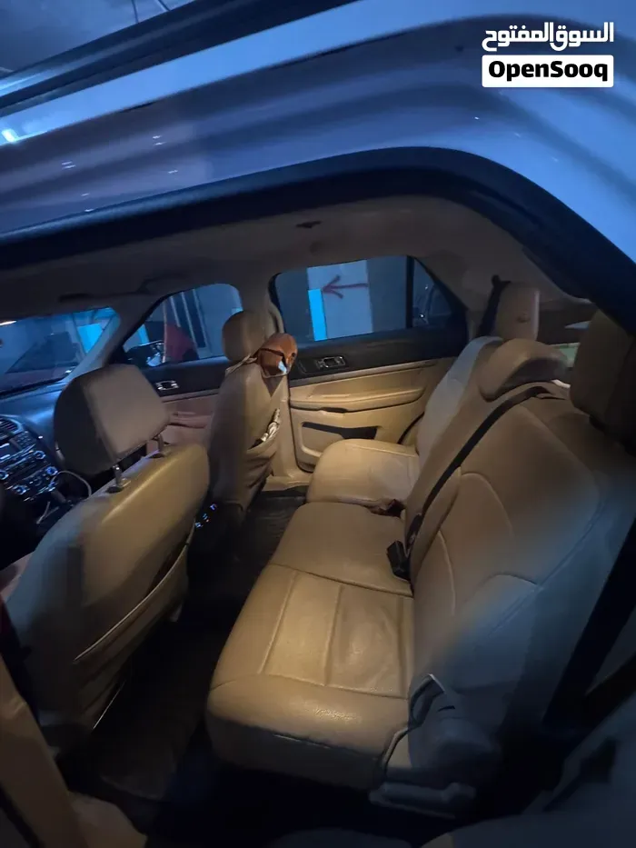 Ford Explorer 2016 photo 4