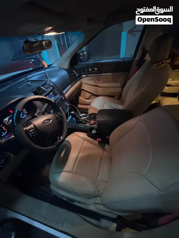 Ford Explorer 2016 photo 3