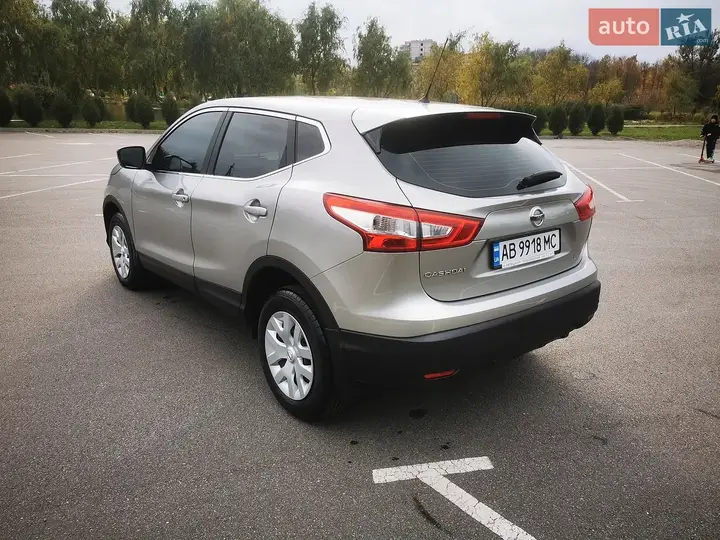 Nissan Qashqai 2015 photo 5