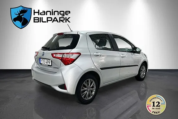 Toyota Yaris 2017 photo 4