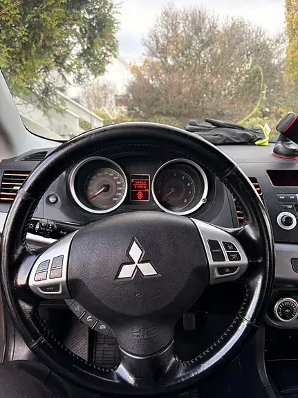 Mitsubishi Lancer 2009 photo 4