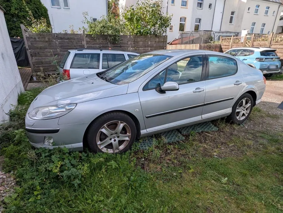 Peugeot 407
