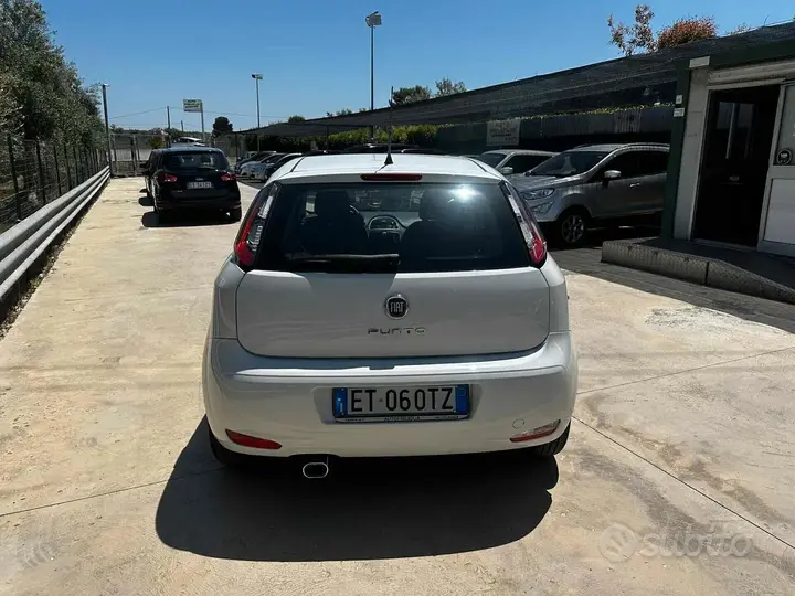Fiat Punto 2014 photo 4