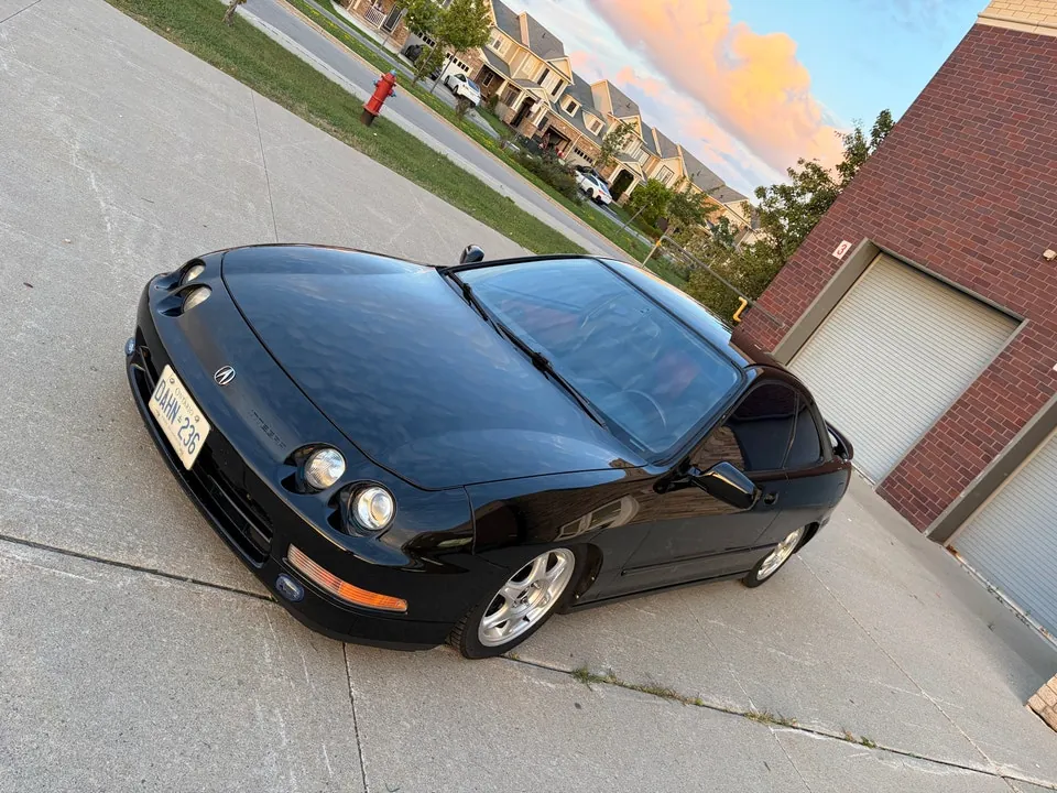 Acura Integra 1997 photo 2