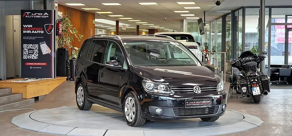Volkswagen Touran 2013 photo 3