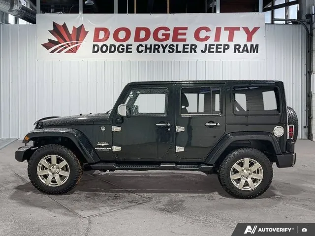 Jeep Wrangler Unlimited 2012 photo 2