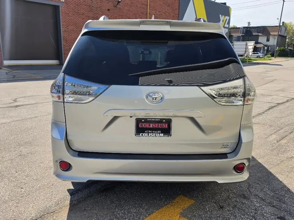 Toyota Sienna 2019 photo 4
