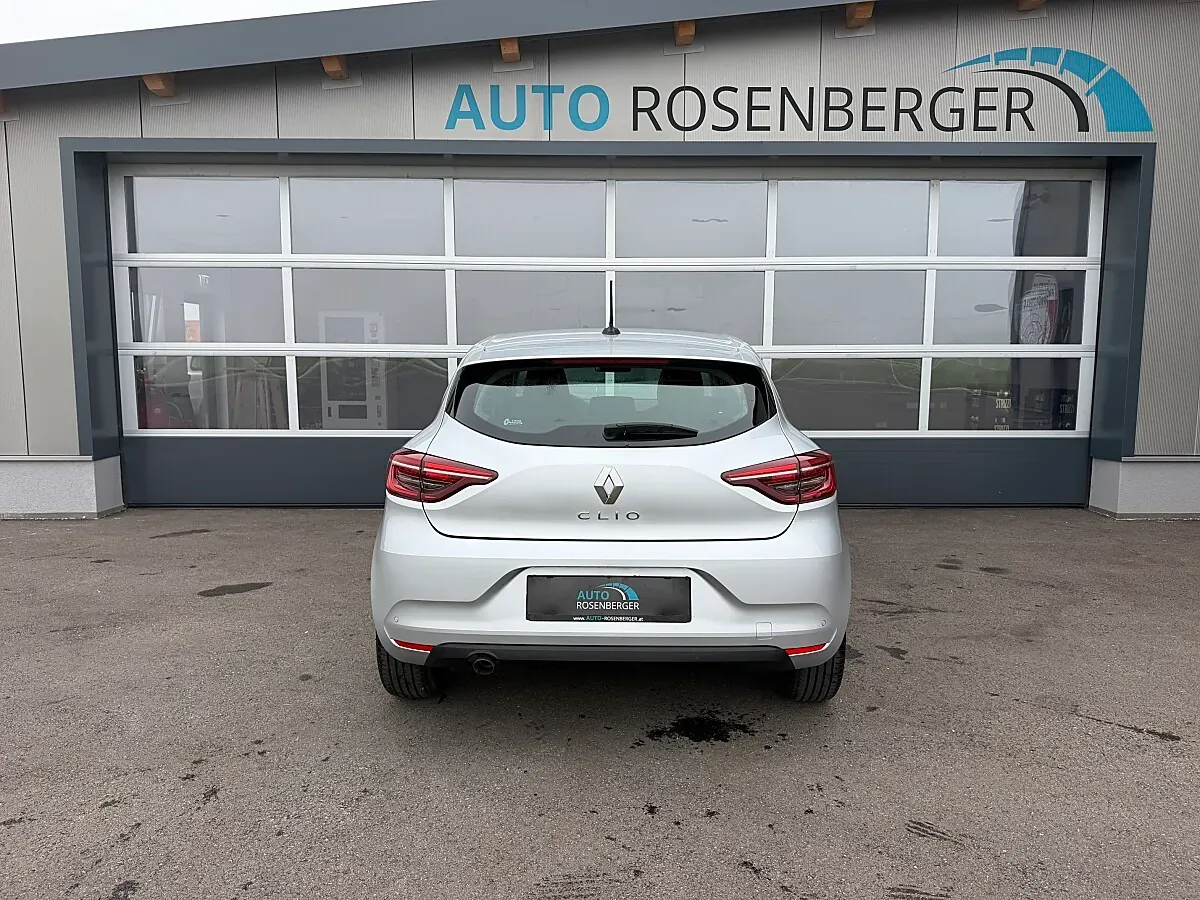 Renault Clio 2023 photo 3