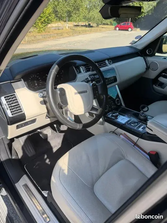 Land Rover Range Rover 2019 photo 3