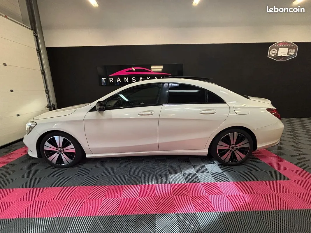 Mercedes-Benz Cla 2017 photo 2
