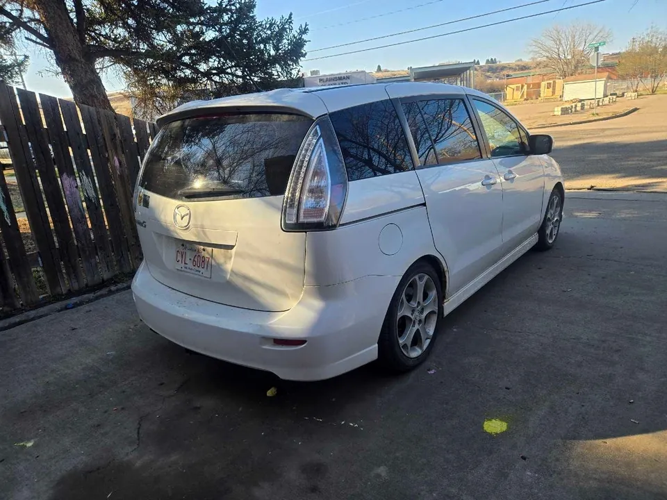 Mazda 5 2010 photo 3