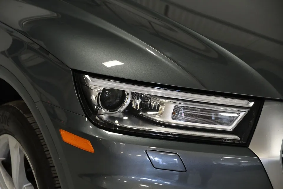 Audi Q5 2018 photo 2