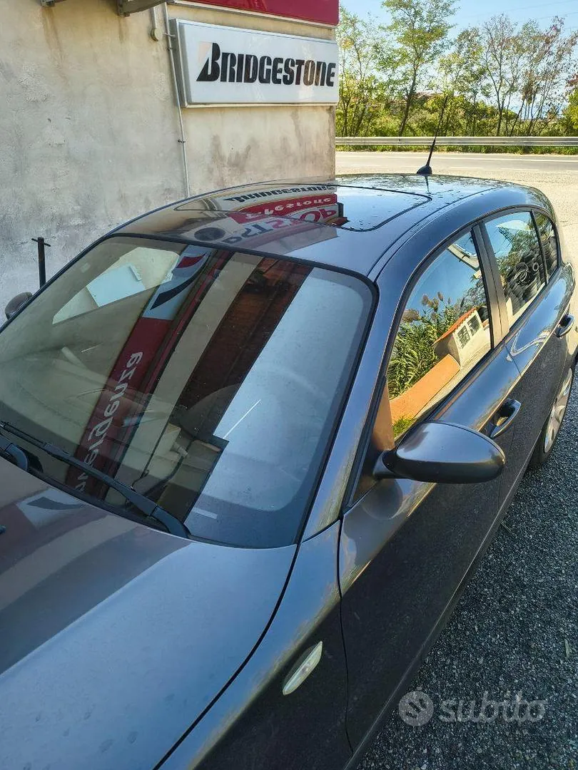 BMW 1 Series 2009 photo 3