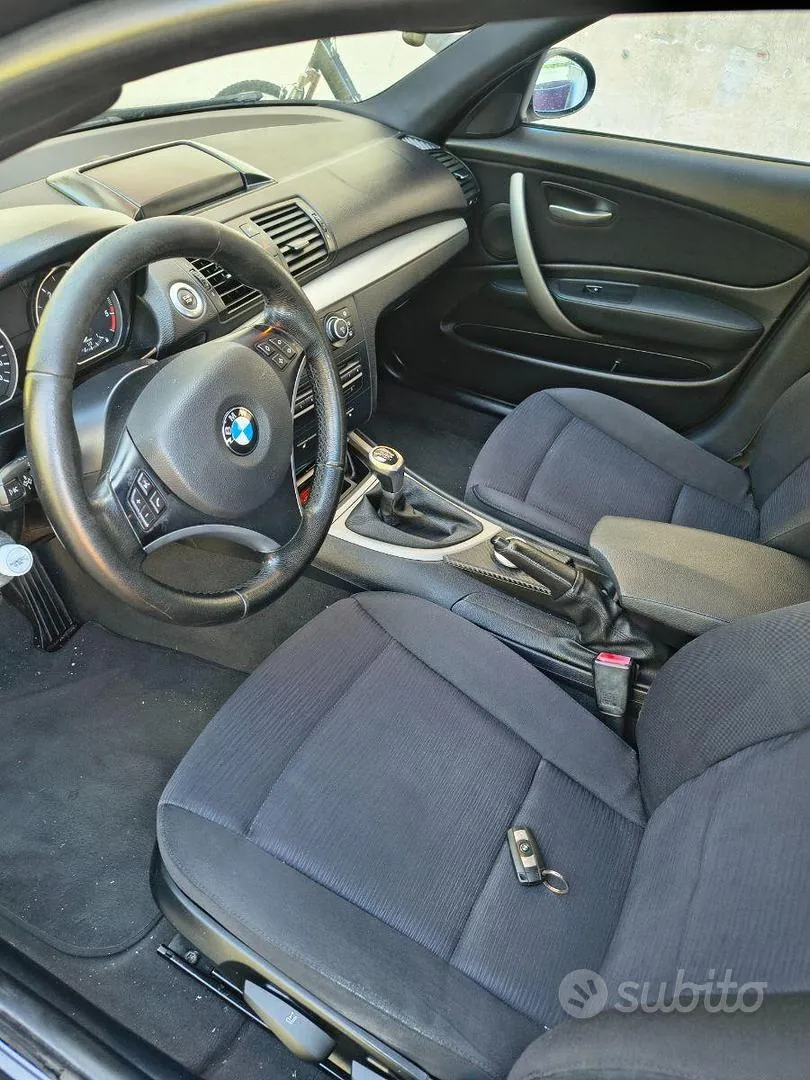 BMW 1 Series 2009 photo 5