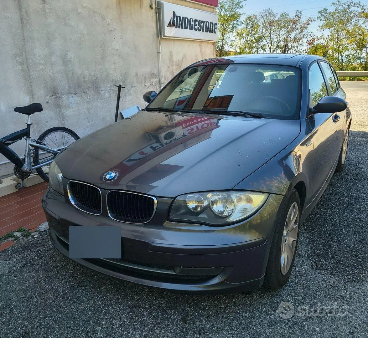 BMW 1 Series 2009 photo 4