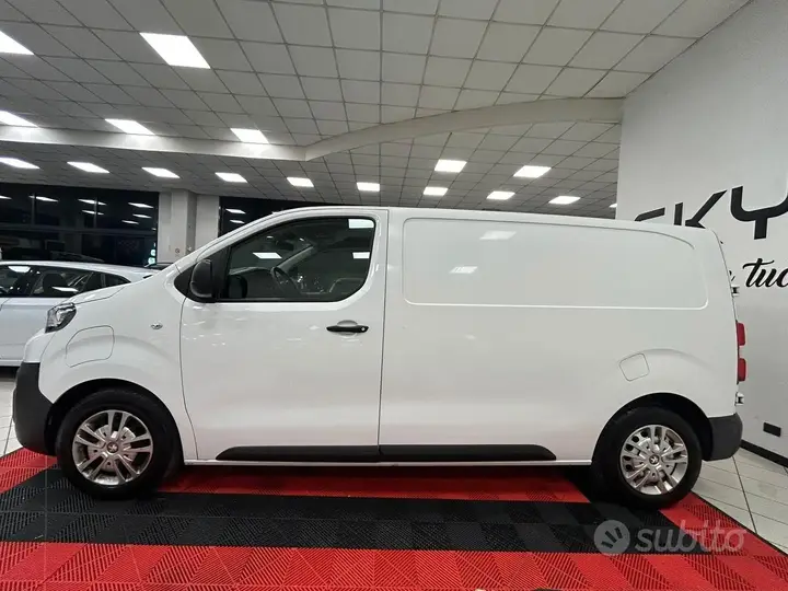 Peugeot Expert 2021 photo 5