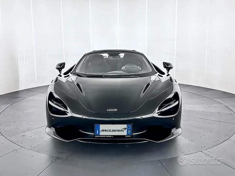 Mclaren 750S 2026 photo 2
