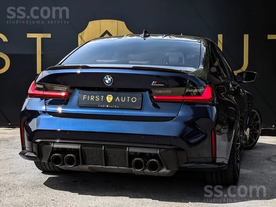 BMW M3 2022 photo 3