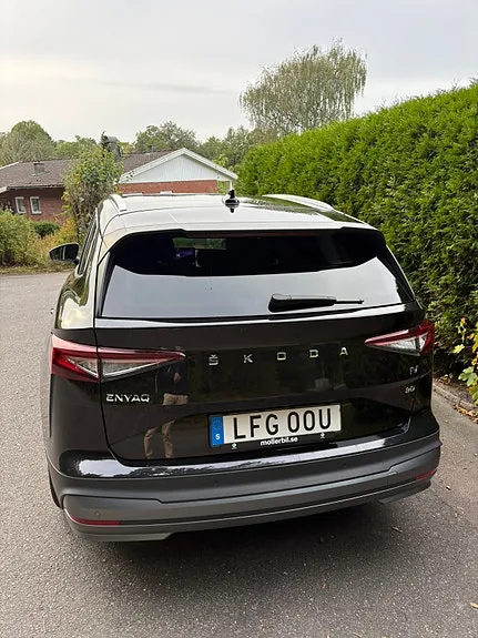 Skoda Enyaq 2023 photo 3