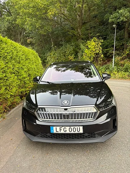 Skoda Enyaq 2023 photo 2