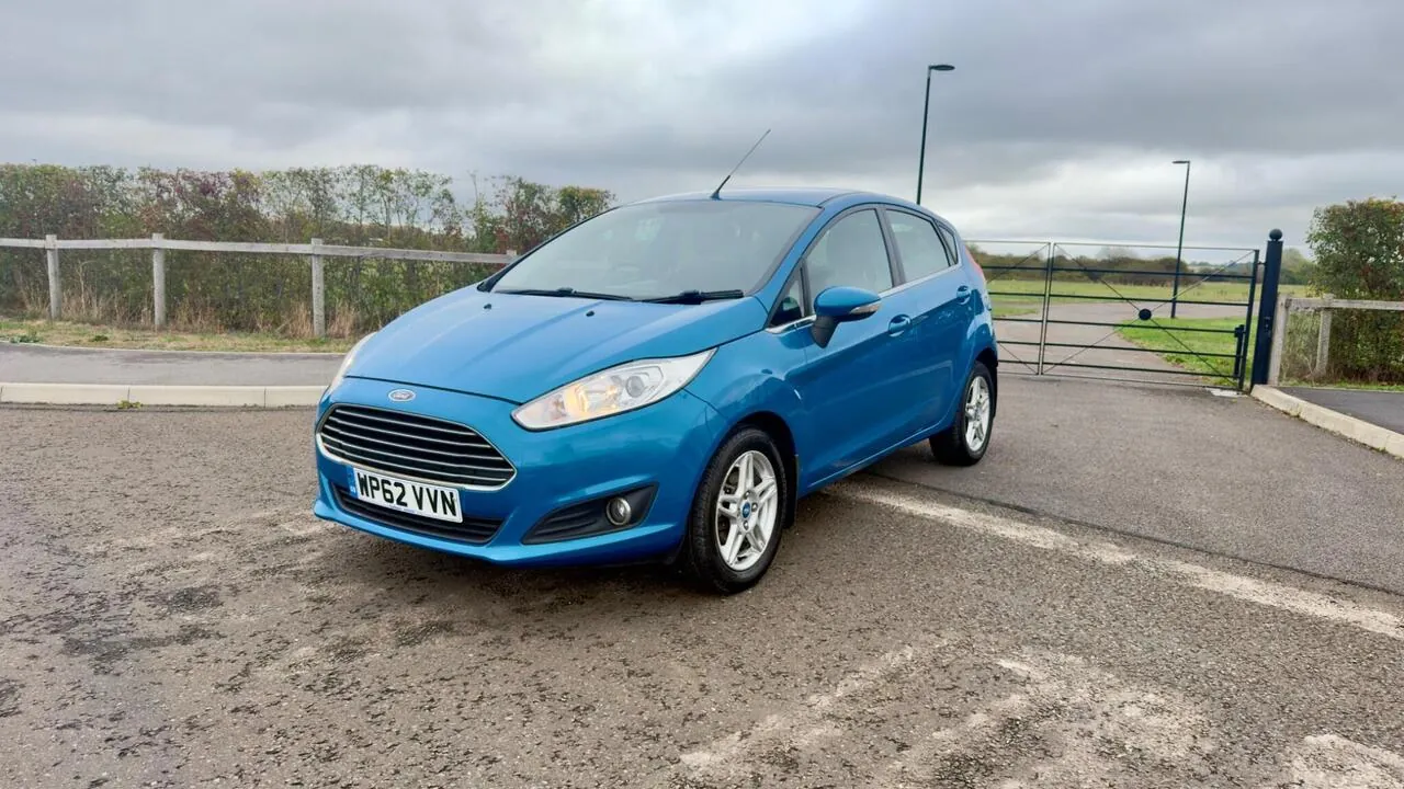 Ford Fiesta 2013 photo 3