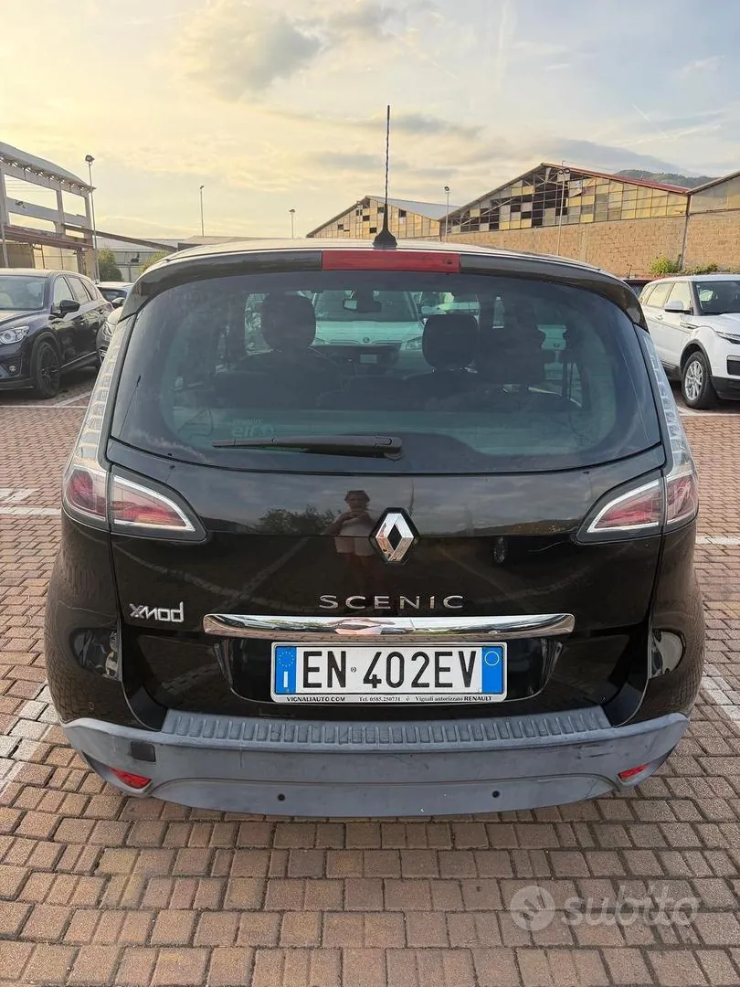 Renault Scenic 2012 photo 5