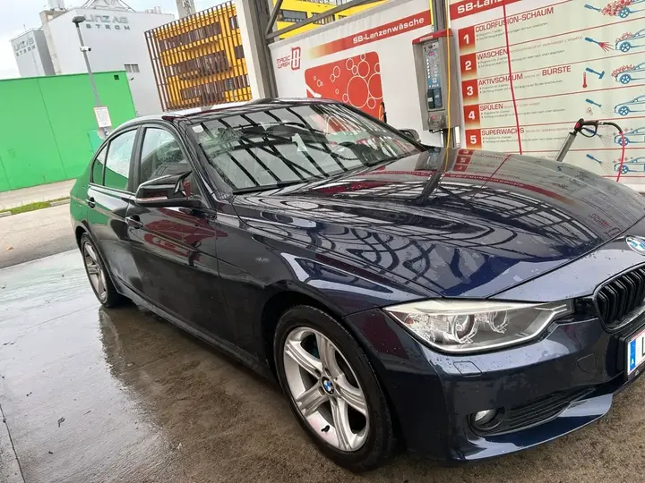 BMW 3 Series 2012 photo 3