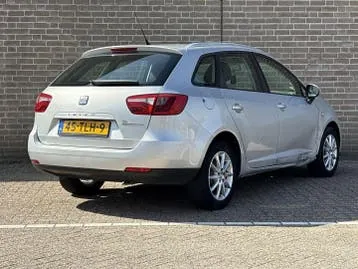 Seat Ibiza 2012 photo 2