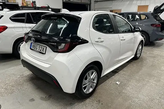 Toyota Yaris 2023 photo 5