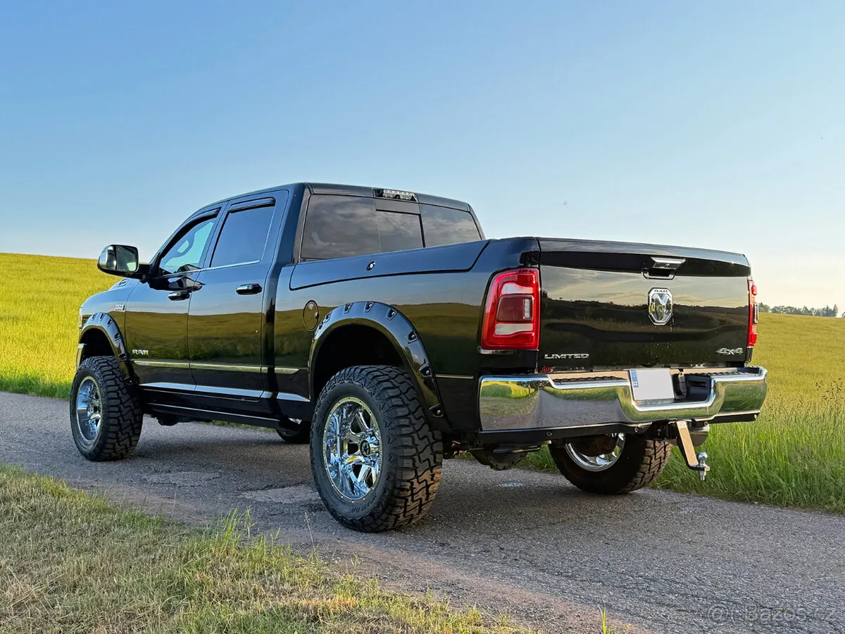 Dodge Ram 2500 2019 photo 3