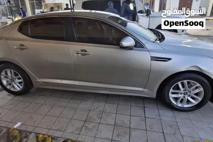 Kia K5 2012 photo 3