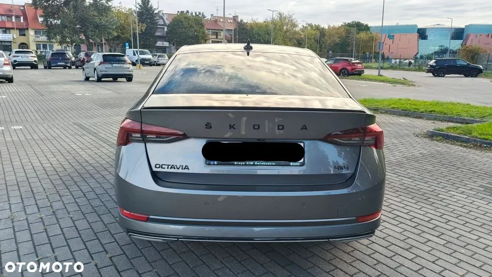 Skoda Octavia 2023 photo 5