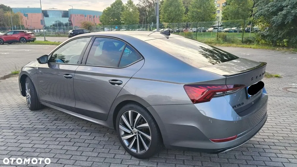 Skoda Octavia 2023 photo 4