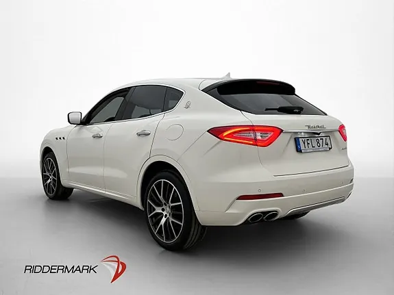 Maserati Levante 2017 photo 5