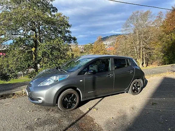Nissan Leaf 2017 photo 5