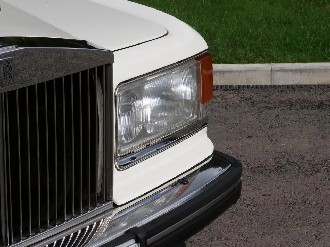 Rolls-Royce Silver Spirit 1995 photo 3