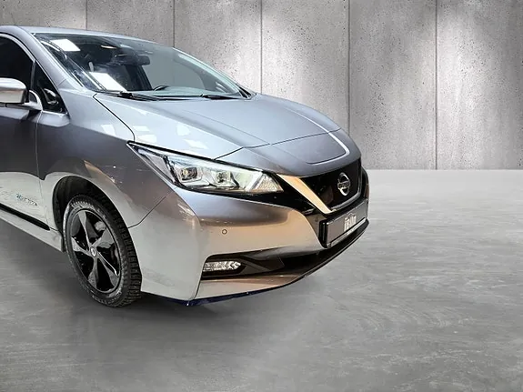 Nissan Leaf 2020 photo 2