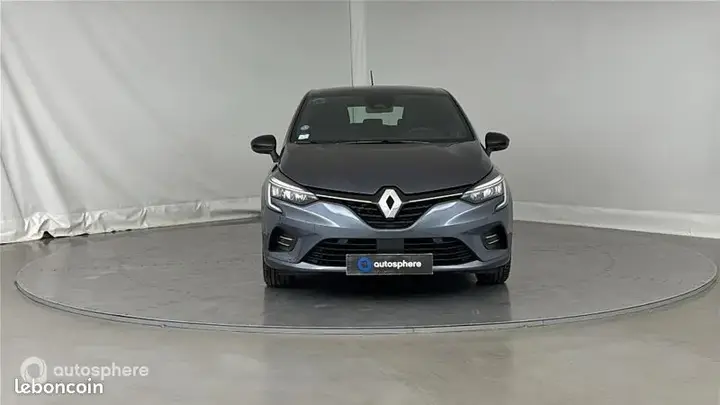 Renault Clio 2022 photo 2