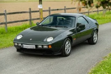 Porsche 928 photo 3