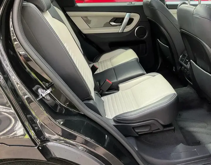 Land Rover Discovery Sport 2019 photo 5