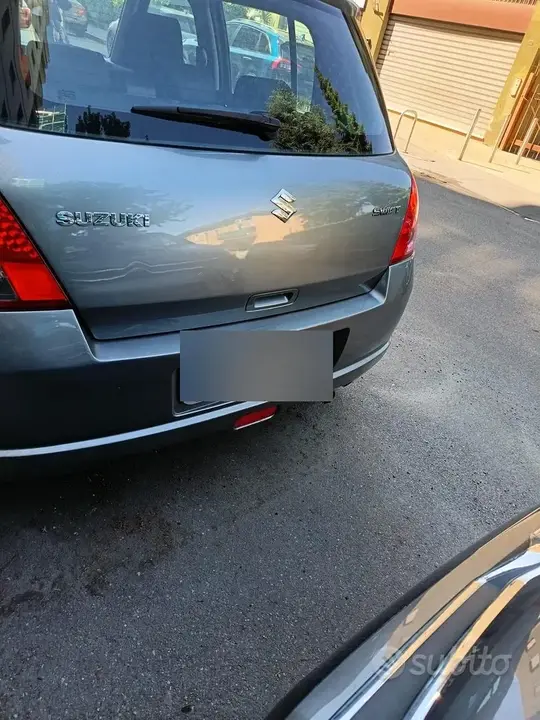 Suzuki Swift 2008 photo 2